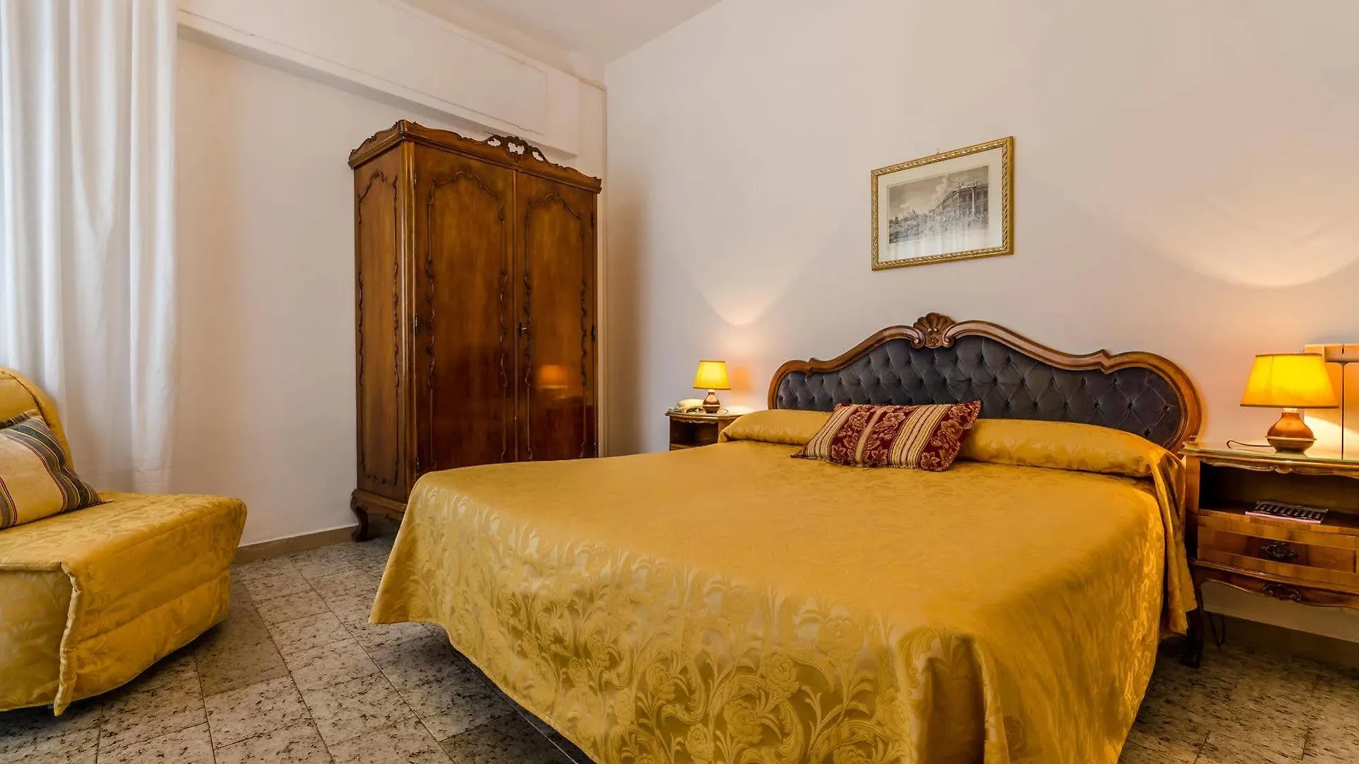 **  Hotel Ariel Silva Venecia Italia