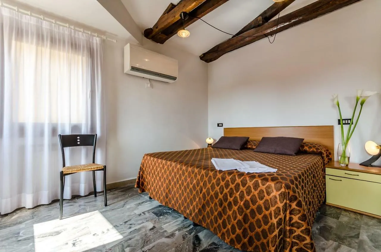 Hotel Ariel Silva Venecia